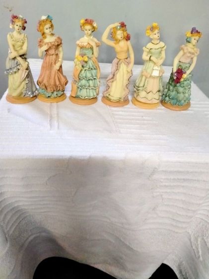 ตุ๊กตาเรซิ่น รูปที่ 2