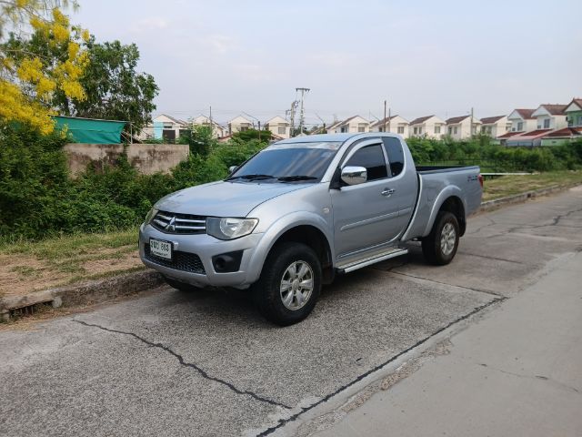 Mitsubishi Triton 2012 2.5 Plus GLS VG Turbo Pickup ดีเซล ไม่ติดแก๊ส เกียร์ธรรมดา เทา