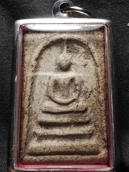 พระสมเด็จสวยจัดสภาพหิ้งครับไม่ได้ล้างครับ รูปที่ 2