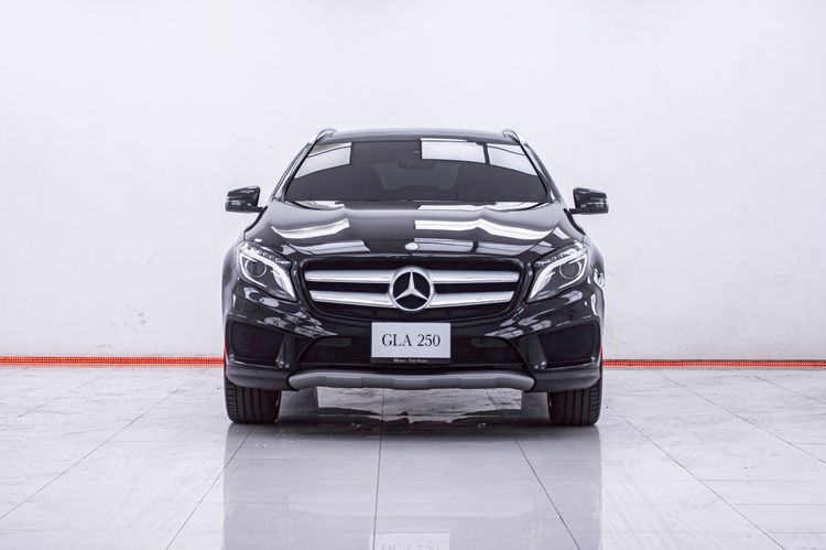 Mercedes-Benz GLA-Class 2017 GLA250 Utility-car เบนซิน ไม่ติดแก๊ส เกียร์อัตโนมัติ ดำ รูปที่ 4