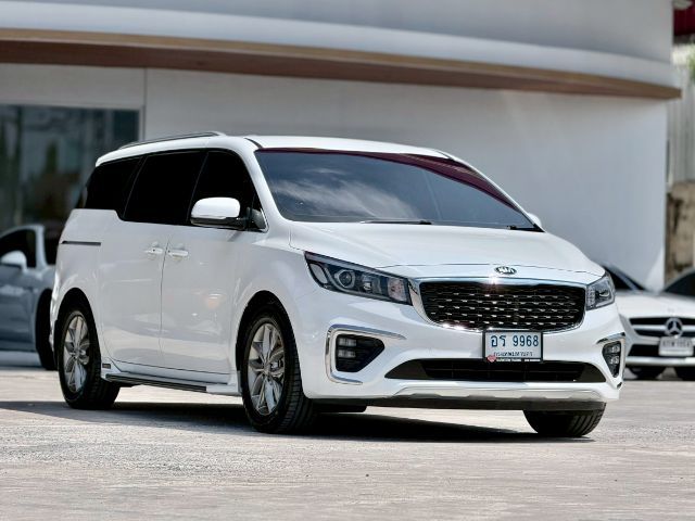 Kia Carnival 2018 2.2 EX ดีเซล เกียร์อัตโนมัติ ขาว รูปที่ 4