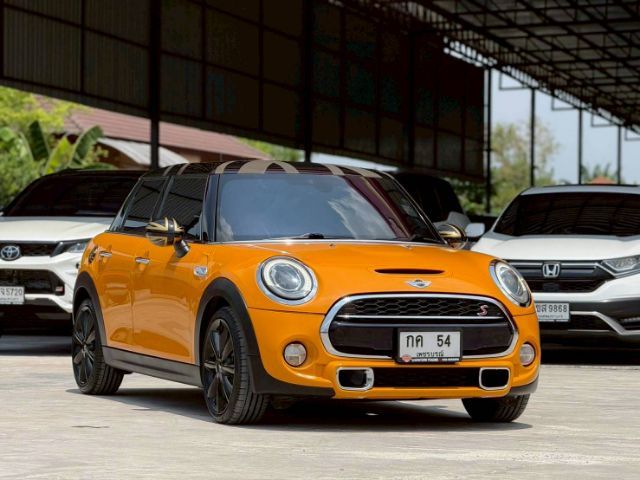 Mini COOPER 5 DOOR HATCH 2015 2.0 S เบนซิน เกียร์อัตโนมัติ เหลือง รูปที่ 4