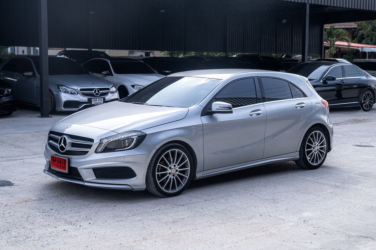 A180 หล่อจัด ขับมันส์ ขนาดกำลังดี จอดง่าย ใช้ทุกวันสบาย