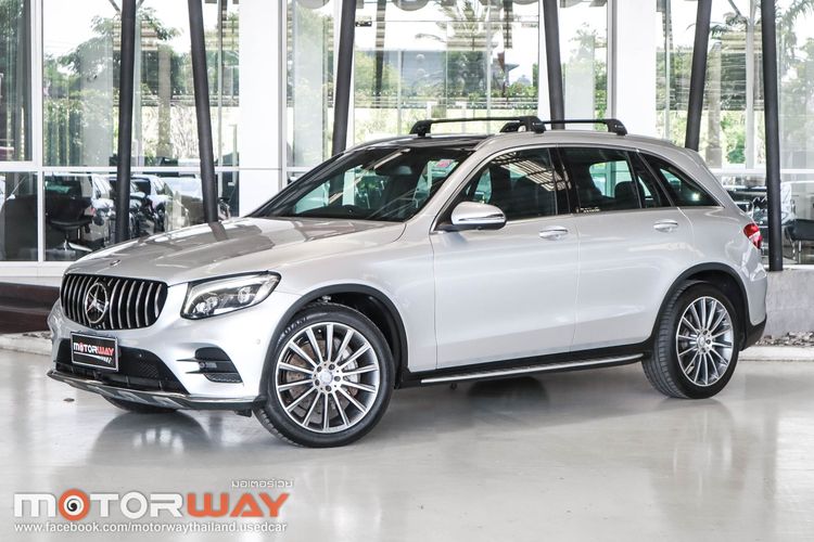 รถ Mercedes-Benz GLC-Class GLC250d สี บรอนซ์เงิน