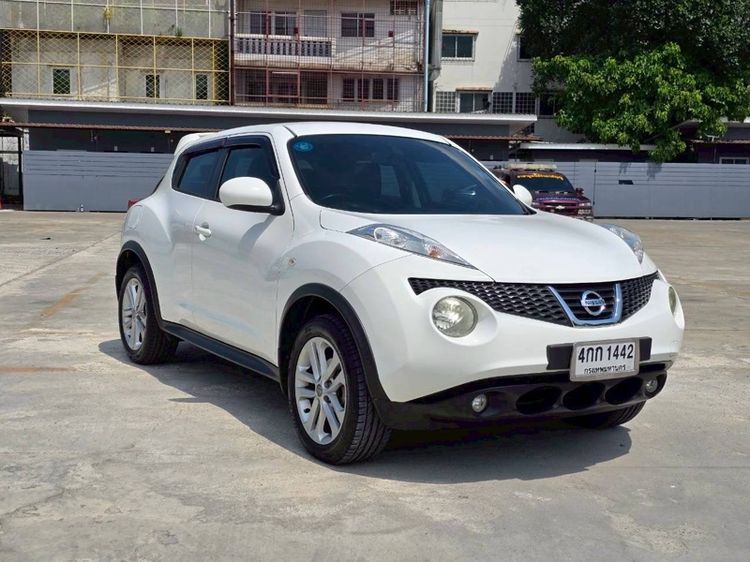 Nissan Juke 2015 1.6 V เบนซิน ไม่ติดแก๊ส เกียร์อัตโนมัติ ขาว รูปที่ 2
