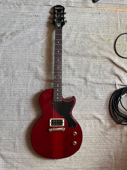 กีต้าร์ไฟฟ้า Epiphone Les Paul Junior