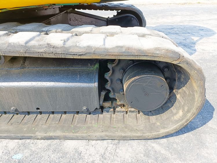  รถขุด แบคโฮ  Komatsu PC40MR  ขนาด 4 ตัน   คอนโทรลน้ำมัน ปั๊มนิ้ว แทรคยาง มีไลน์ไปป์ปิ้ง รูปที่ 10