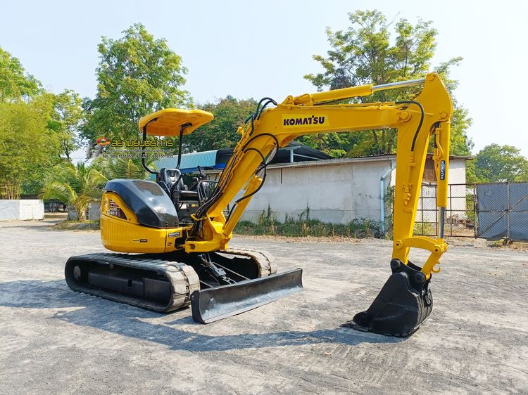  รถขุด แบคโฮ  Komatsu PC40MR  ขนาด 4 ตัน   คอนโทรลน้ำมัน ปั๊มนิ้ว แทรคยาง มีไลน์ไปป์ปิ้ง รูปที่ 4