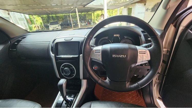 Isuzu MU-X 2019 3.0 4WD Utility-car ดีเซล ไม่ติดแก๊ส เกียร์อัตโนมัติ ขาว รูปที่ 4
