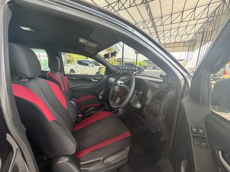 Isuzu D-MAX 2014 2.5 X-Series Pickup ดีเซล ไม่ติดแก๊ส เกียร์ธรรมดา ดำ รูปที่ 3