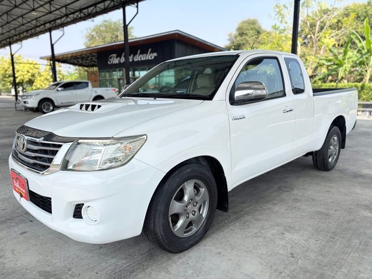 Toyota Hilux Vigo Champ 2012 Smart Cab 2.5 E Pickup ดีเซล ไม่ติดแก๊ส เกียร์ธรรมดา ขาว รูปที่ 2