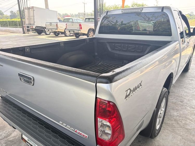 Isuzu D-MAX 2010 2.5 SLX Pickup ดีเซล ไม่ติดแก๊ส เกียร์ธรรมดา เทา รูปที่ 4