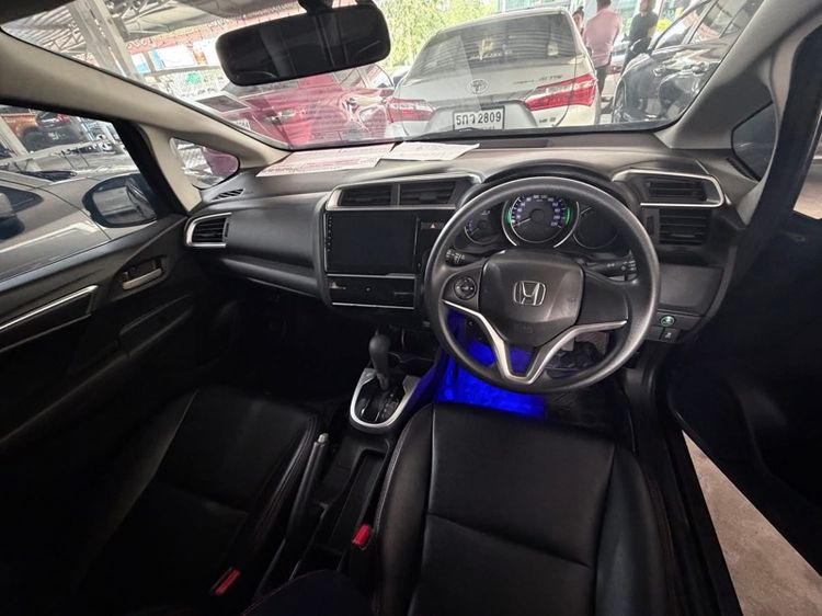 Honda Jazz 2020 1.5 V+ Sedan เบนซิน ไม่ติดแก๊ส เกียร์อัตโนมัติ ดำ รูปที่ 4