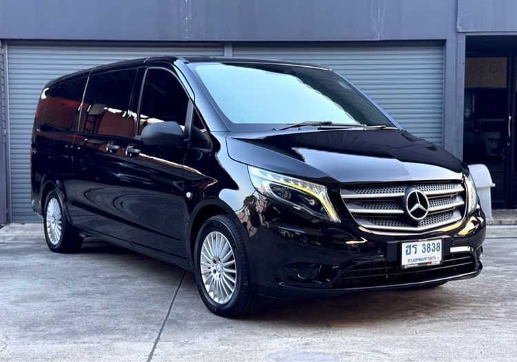 Mercedes-Benz V-Class 2017 Vito Van ดีเซล ไม่ติดแก๊ส เกียร์อัตโนมัติ ดำ รูปที่ 3