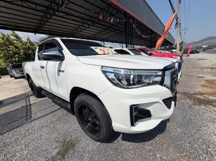 Toyota Hilux Revo 2019 2.4 E Prerunner Pickup ดีเซล ไม่ติดแก๊ส เกียร์ธรรมดา ขาว รูปที่ 2