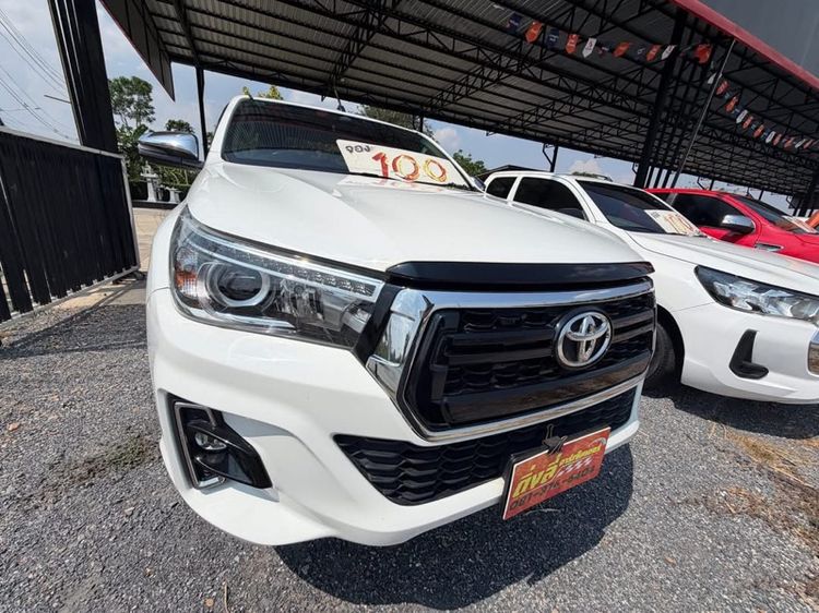 รถ Toyota Hilux Revo 2.4 E Prerunner สี ขาว