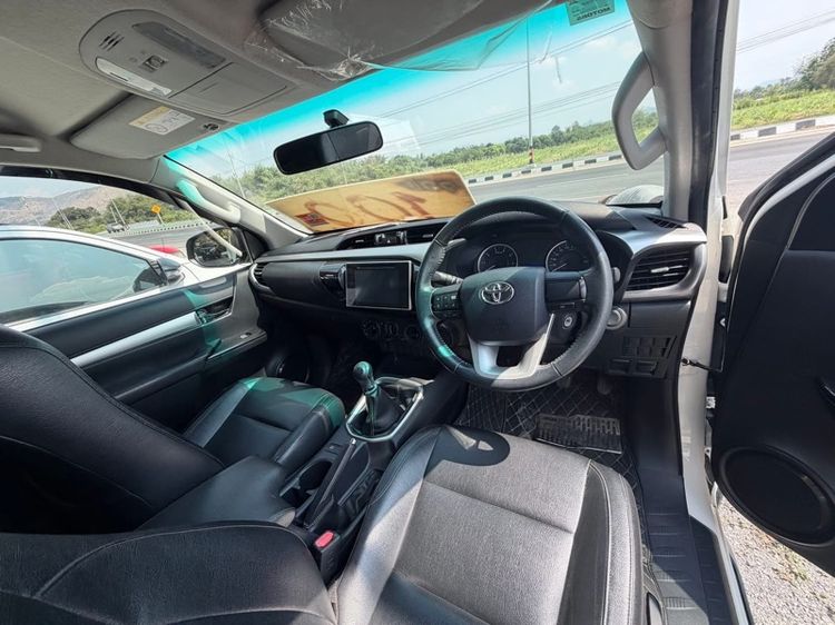 Toyota Hilux Revo 2019 2.4 E Prerunner Pickup ดีเซล ไม่ติดแก๊ส เกียร์ธรรมดา ขาว รูปที่ 4