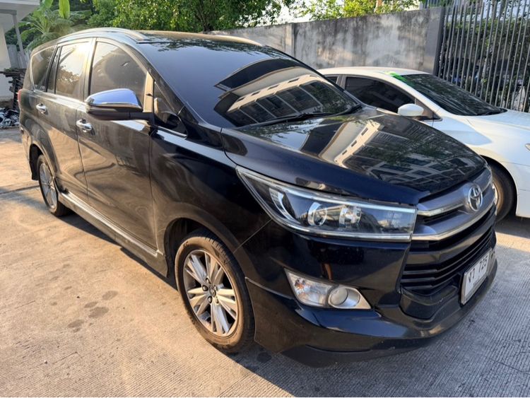 Toyota Innova 2019 2.8 Crysta Premium ดีเซล เกียร์อัตโนมัติ ดำ