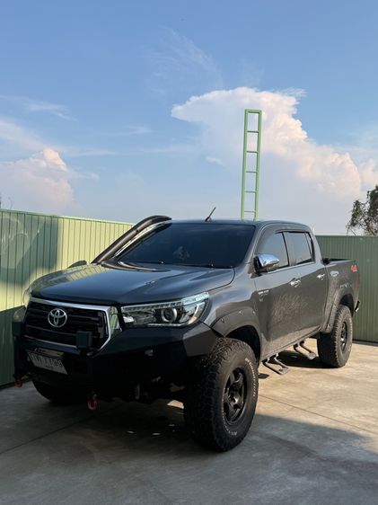 รถ Toyota Hilux Revo 2.8 Prerunner G สี ดำ