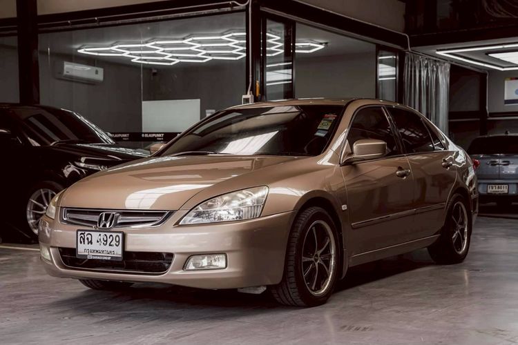 รถ Honda Accord 2.4 EL i-VTEC สี น้ำตาล