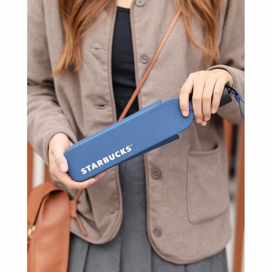 ร่ม Starbucks ของแท้จาก shop ของใหม่ มี 2 สี สีเขียวกับสีน้ำเงิน ขนาดมาตรฐานพกพา  21 นิ้ว รูปที่ 3
