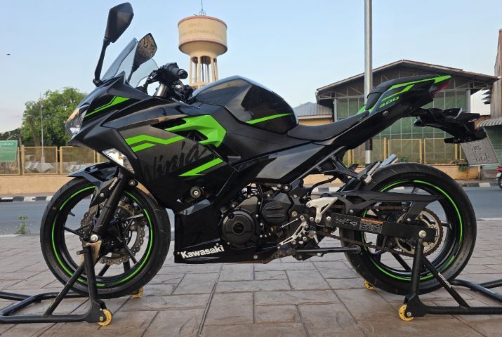 Kawasaki NINJA400 ปี2019 รถป้ายแดงมือเดียว ไมล์ 6,000 แท้💯