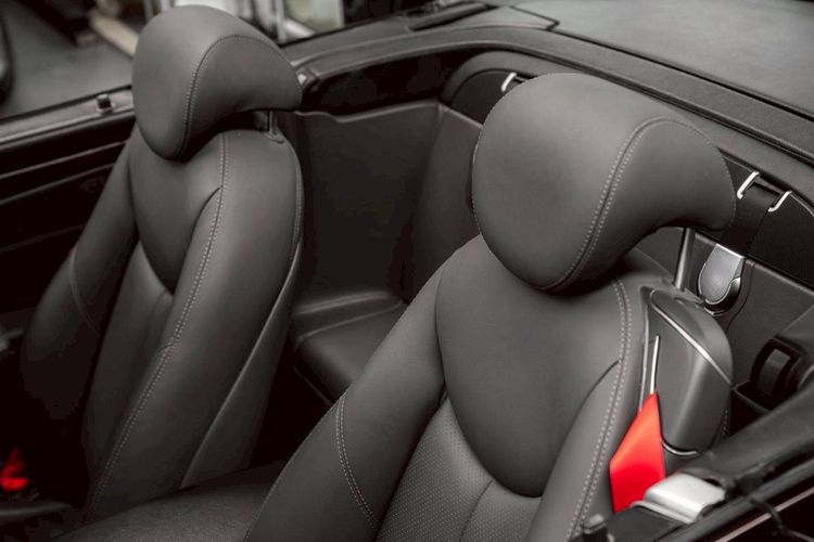 Mercedes-Benz SL-Class 2011 SL350 เบนซิน ดำ รูปที่ 2