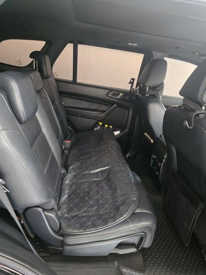 รถ Ford Everest 2.0 Bi-Turbo Titanium+ สี ดำ