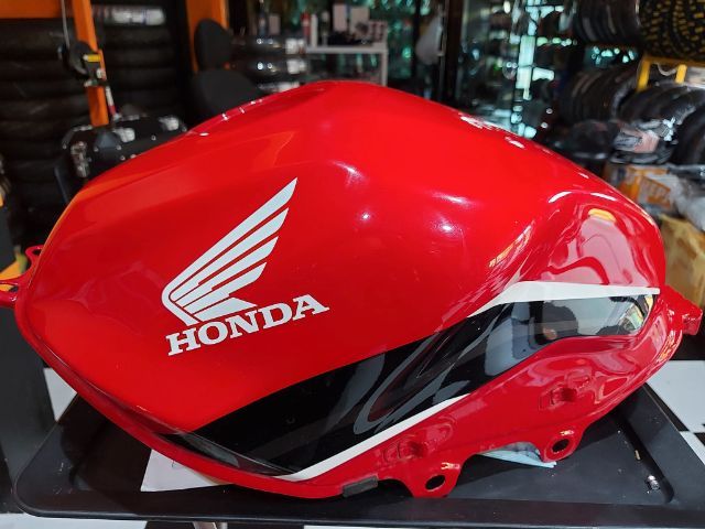 อื่นๆ ถัง CBR 500 R ,CBR 650 R, Ninja400 สภาพสวยทุกใบ