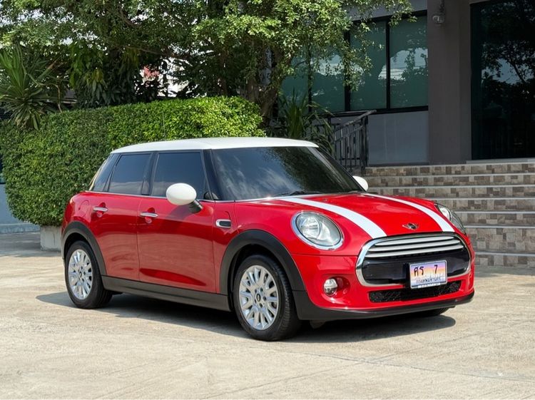 รถ Mini Hatch Cooper 1.5 สี แดง