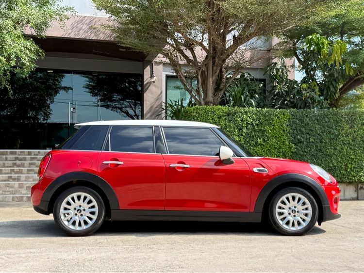 Mini Hatch Cooper 2016 1.5 Sedan เบนซิน ไม่ติดแก๊ส เกียร์อัตโนมัติ แดง รูปที่ 2