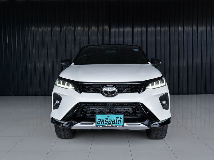 Toyota Fortuner 2020 2.4 Legender Utility-car ดีเซล ไม่ติดแก๊ส เกียร์อัตโนมัติ ขาว รูปที่ 2