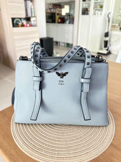 หญิง ฟ้า หนังเทียม กระเป๋าสะพาย LYN สภาพมือ1 ราคาถูกมาก