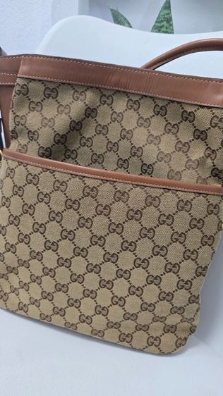 cucci สภาพดี ขนาด8 รูปที่ 9