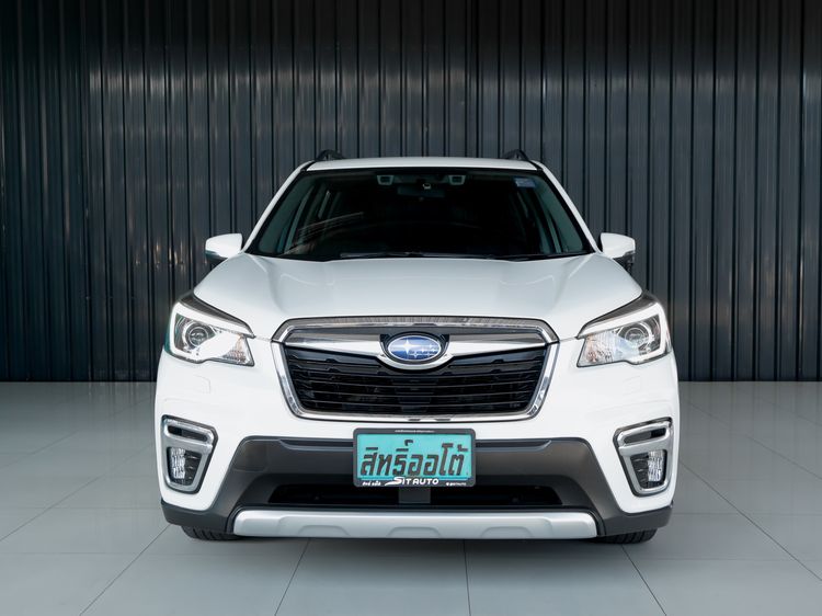 Subaru Forester 2020 2.0 i-S EyeSight Utility-car เบนซิน ไม่ติดแก๊ส เกียร์อัตโนมัติ ขาว รูปที่ 2