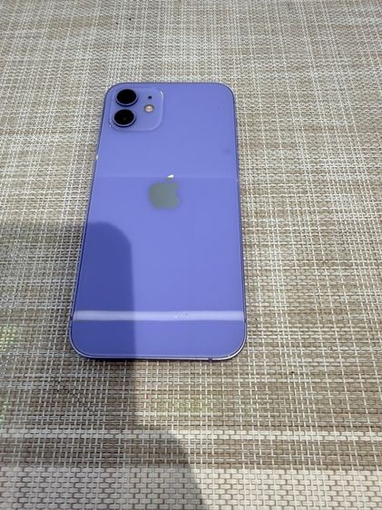 128 GB iPhone 12 สีม่วง 128 ใช้งานได้ปกติทุกอย่างหน้าจอ มีรอยขนแมวนิดหน่อย