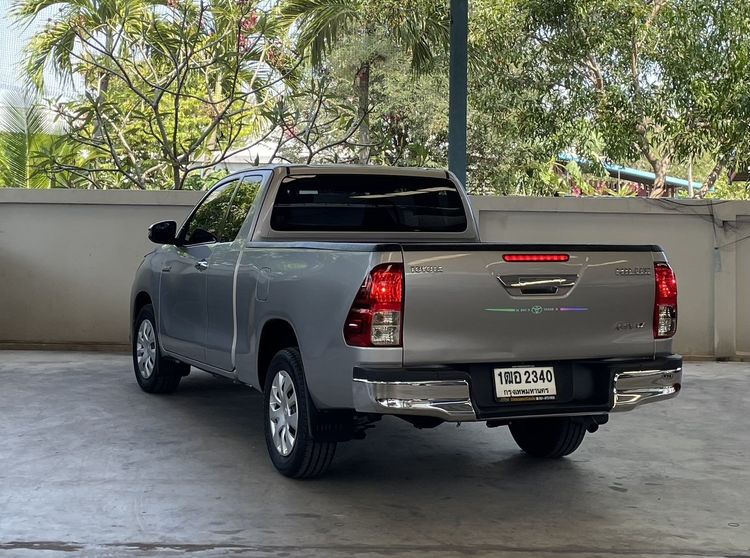 Toyota Hilux Revo 2017 2.4 J Plus Pickup ดีเซล ไม่ติดแก๊ส เกียร์ธรรมดา บรอนซ์เงิน รูปที่ 4