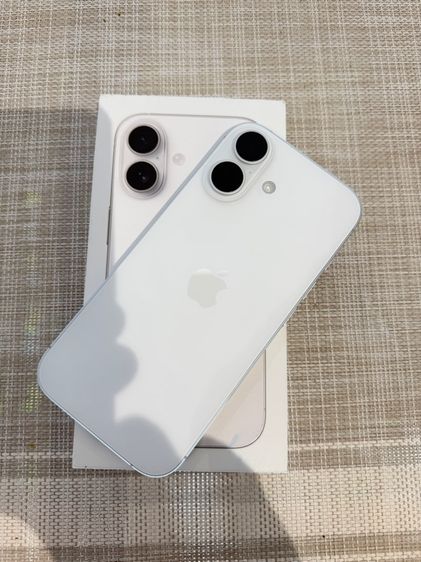 iPhone 17 สีขาว 200 ไม่ขึ้นรอบชาร์จ ประกันศูนย์หมดเดือนกุมภาพันธ์ปีหน้า