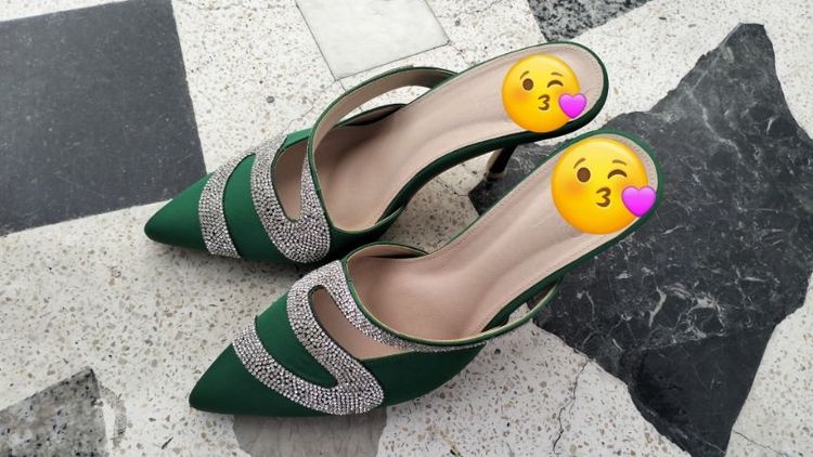 รองเท้าผู้หญิงหลุด QC หมอลำซิ่ง รำวง ขายเหมา 19 คู่ คละสี คละไซส์ มีจุดเสื่อมสภาพเนื่องจากเก็บไว้นาน ดูเพิ่มได้ตามรูป รูปที่ 7