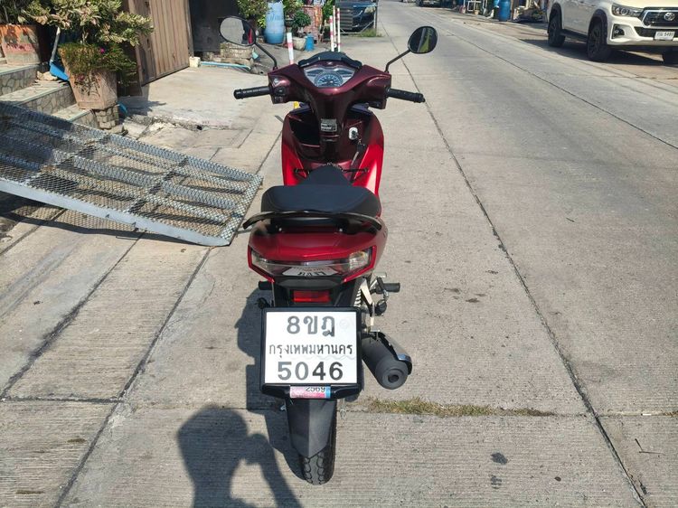 🛵ยังไงก็ขาย WAVE 125i ปี 67 เครื่องดี สีสวย สตาร์ทมือ ไมล์ดิจิตอล วิ่งน้อย6000โล รถบ้านพร้อมใช้งาน เปลี่ยนน้ำมันเครื่องฟรี ส่งฟรี30กิโล รูปที่ 5