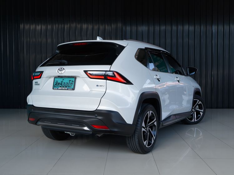 Toyota Yaris Cross 2024 1.5 HEV Premium Luxury Utility-car ไฮบริด ไม่ติดแก๊ส เกียร์อัตโนมัติ ขาว รูปที่ 4