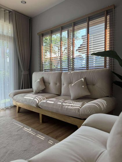 โซฟา Japandi ไม้ เบาะครีม สภาพใหม่มาก รูปที่ 2