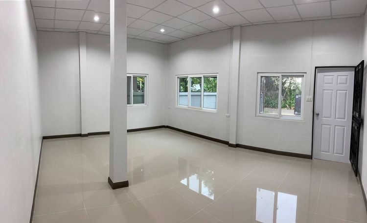 อื่นๆ มีบางส่วน 2020 ให้เช่า บ้านใหญ่ 35 ตร.ว ติดแอร์ทั้งหลัง บรรยากาศโปร่งโล่งสบาย ทำเลดีใกล้ MRT ชมพูแค่ 5 นาที รูปที่ 3