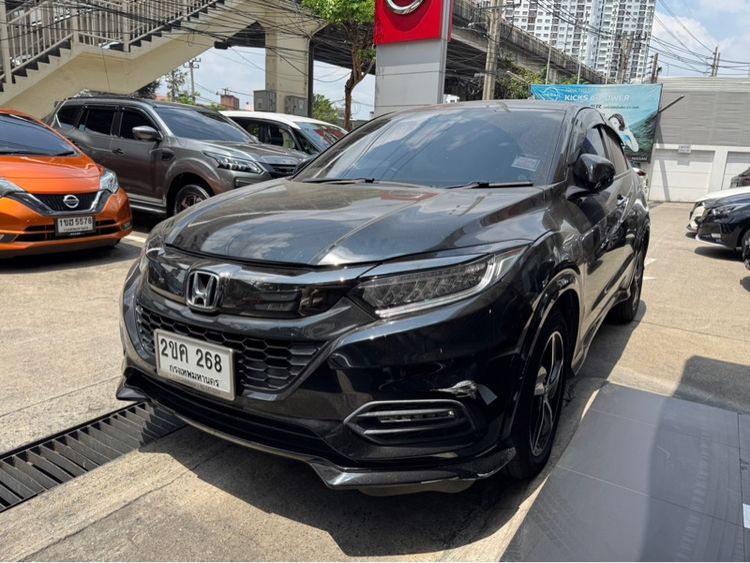รถ Honda HR-V 1.8 RS สี ดำ