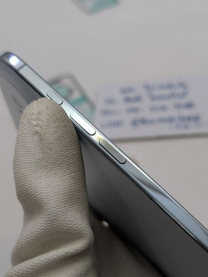 ขาย เทิร์น iPhone Air 256 Blue ศูนย์ไทย สภาพสวย อุปกรณ์ครบยกกล่อง ขาดสายชาร์จ ประกันยาว 10 เดือน รอบชาร์จ 29 รอบ สุขภาพแบต 100 เพียง 25,590 รูปที่ 9