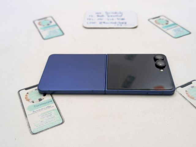 ขาย เทิร์น Samsung Galaxy Z Flip 7 สี Blue 512 GB ศูนย์ไทย สภาพสวย ประกันยาว อุปกรณ์ครบยกกล่อง เพียง 19,990 บาท เท่านั้น ครับ รูปที่ 8