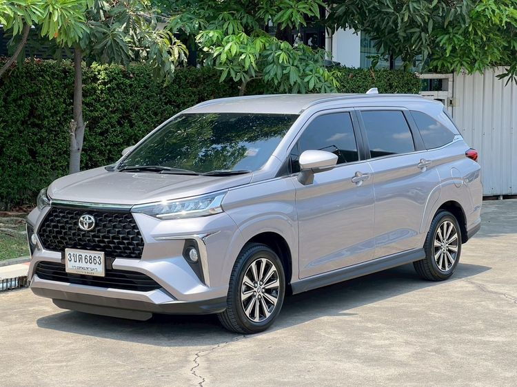 รถ Toyota Veloz 1.5 Smart สี เทา