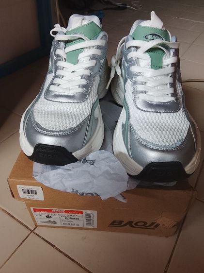 รองเท้า ใส่ดีใส่สบาย รูปที่ 2