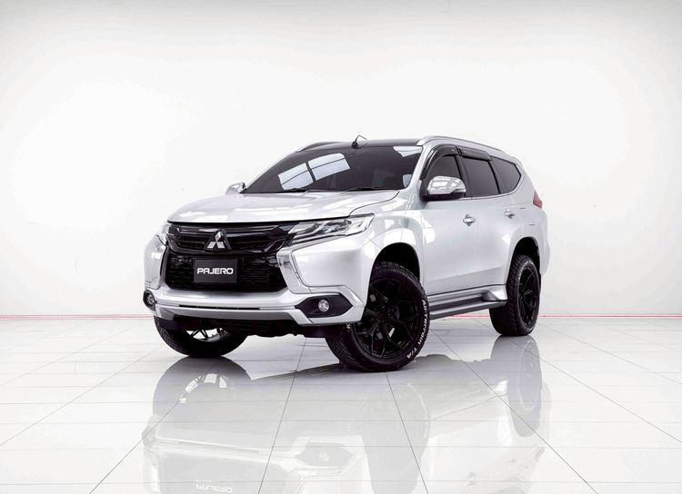 รถ Mitsubishi Pajero Sport 2.4 GT สี เทา