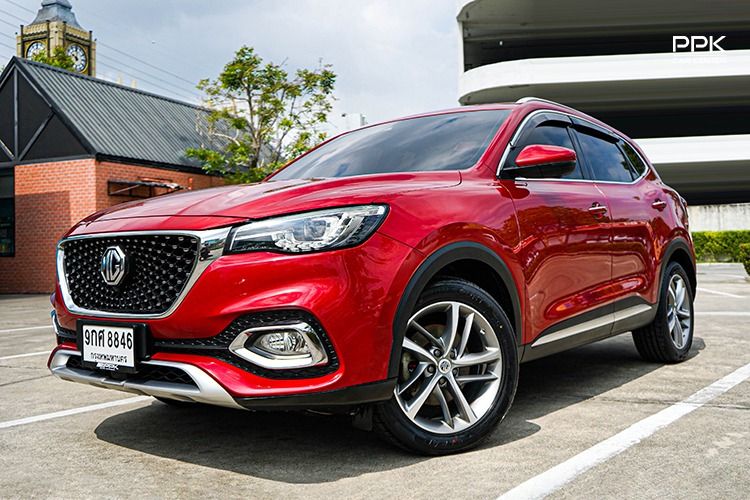 รถ MG HS 1.5 X สี แดง